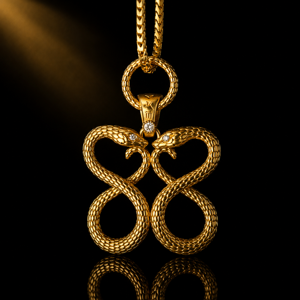 Cosmic Serpents Amulet — Queen