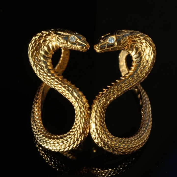 Naga Mani Guardian Cuff