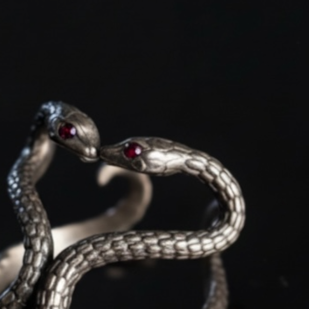 The Night Sovereign Ring